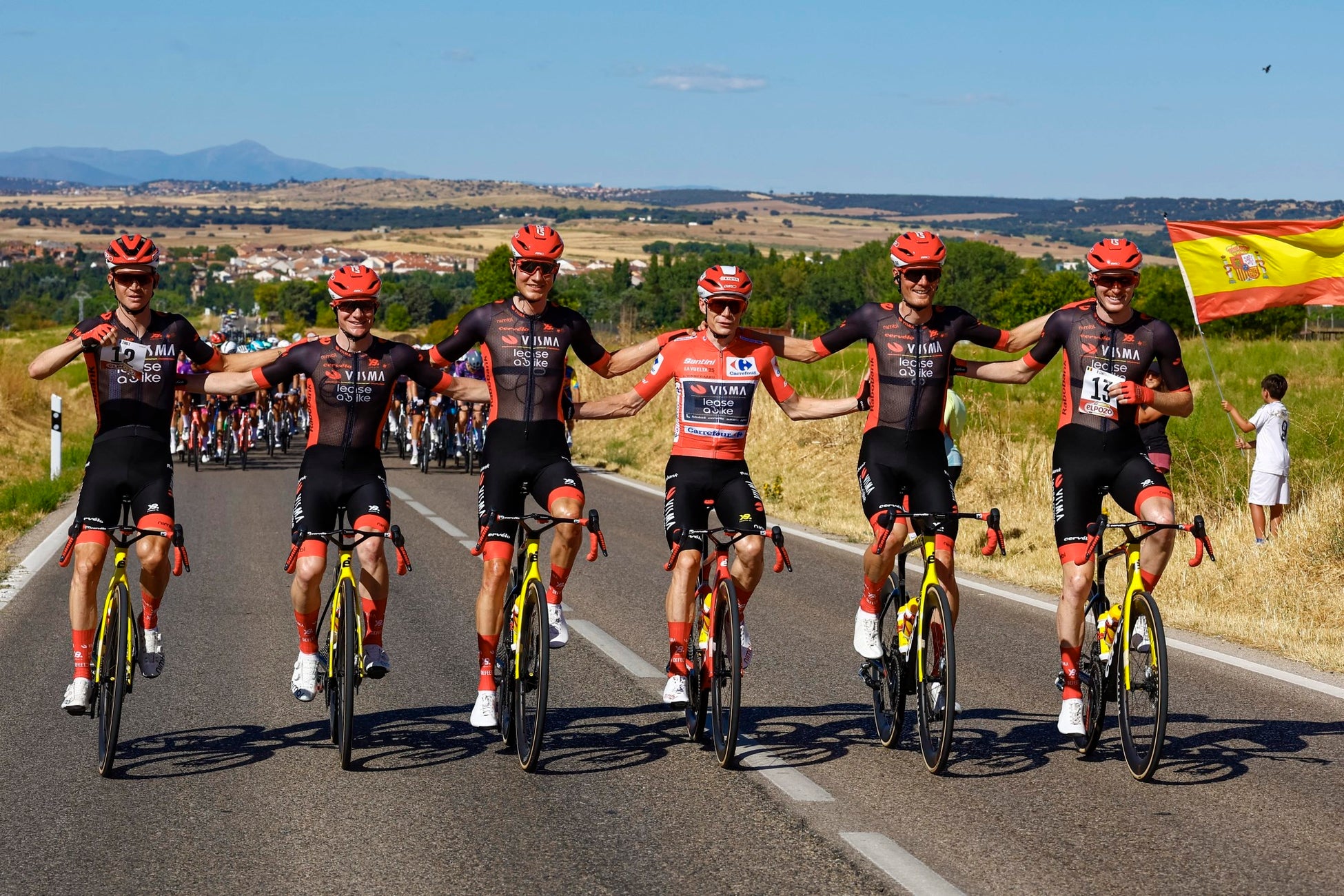 今平周吾プロ共同開発!高耐久素材&抵抗レス形状のツアー仕様ゴルフティーが誕生