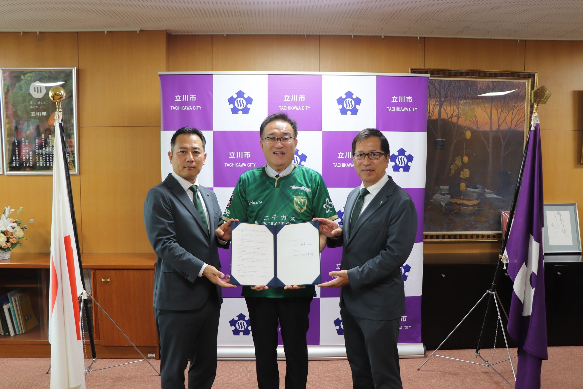 元世界王者プロデュース施設で体育の授業にボルダリング導入!