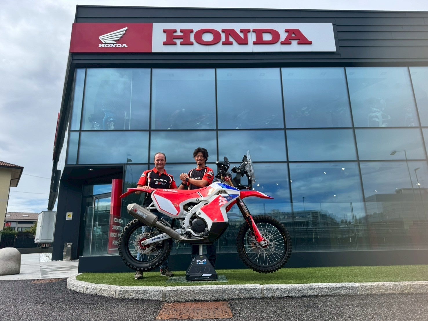 プロバスケットボールチーム「愛媛オレンジバイキングス」と株式会社ファンくる、ファン増加やブランディング強化に向けたマーケティング支援契約を締結