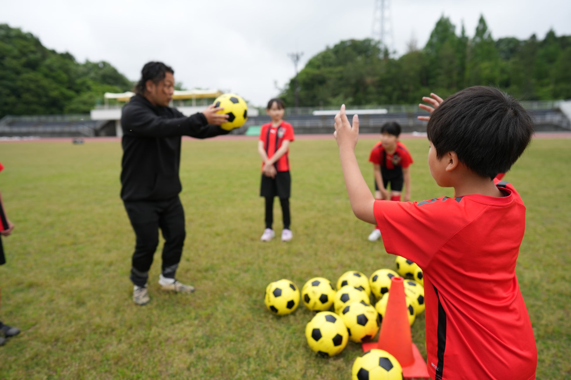 【石川・かほく市】“サッカーを楽しむ覚悟”がある小学生・中学生を募集。イタリア式・考える力を育むサッカースクール『A.C.Libera』が、2026年度新入団選手の体験受付開始