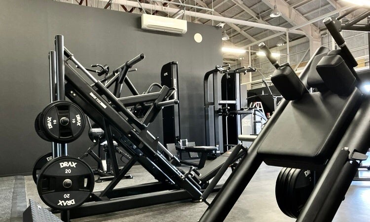 マシン特化&24時間営業『ワールドプラスジム 磯子岡村店』12月15日グランドオープン決定!