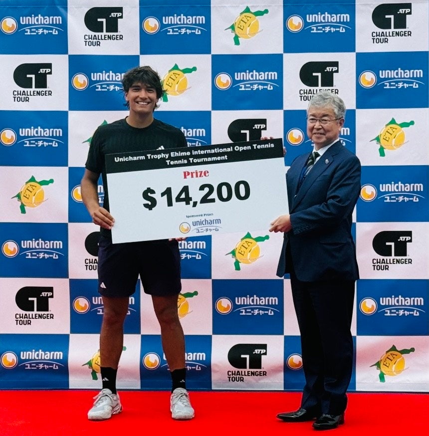 インソールブランド「SIDAS」が成長期の“考える力”と“足の健康”を支える小学生向け『サッカーノート』を新発売