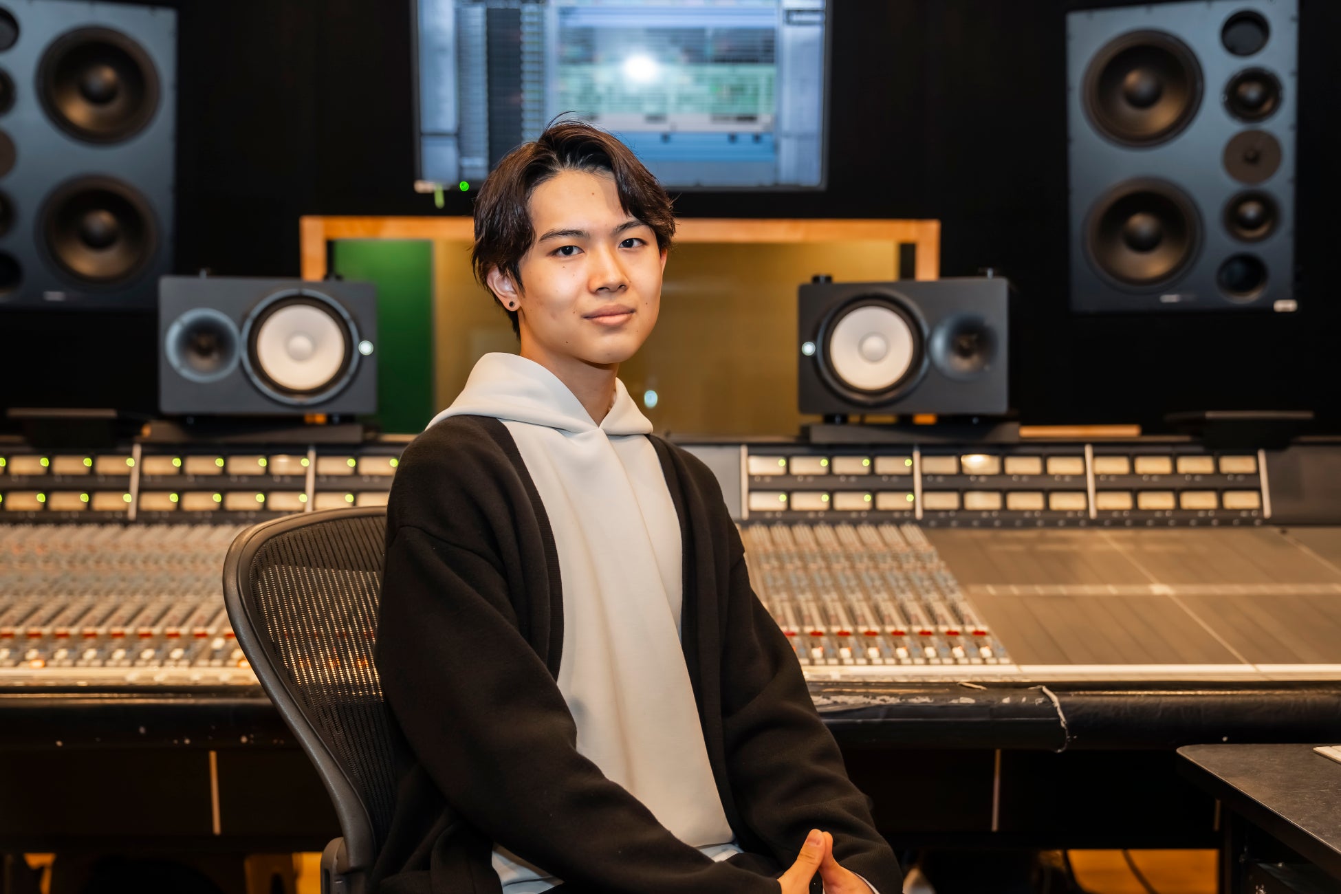 トーナメントプロ・近藤大暉 × JLPGAティーチングプロ・永久保恵美が所属！名古屋初「FULL SWING」導入のシミュレーションゴルフで、本格レッスン開始