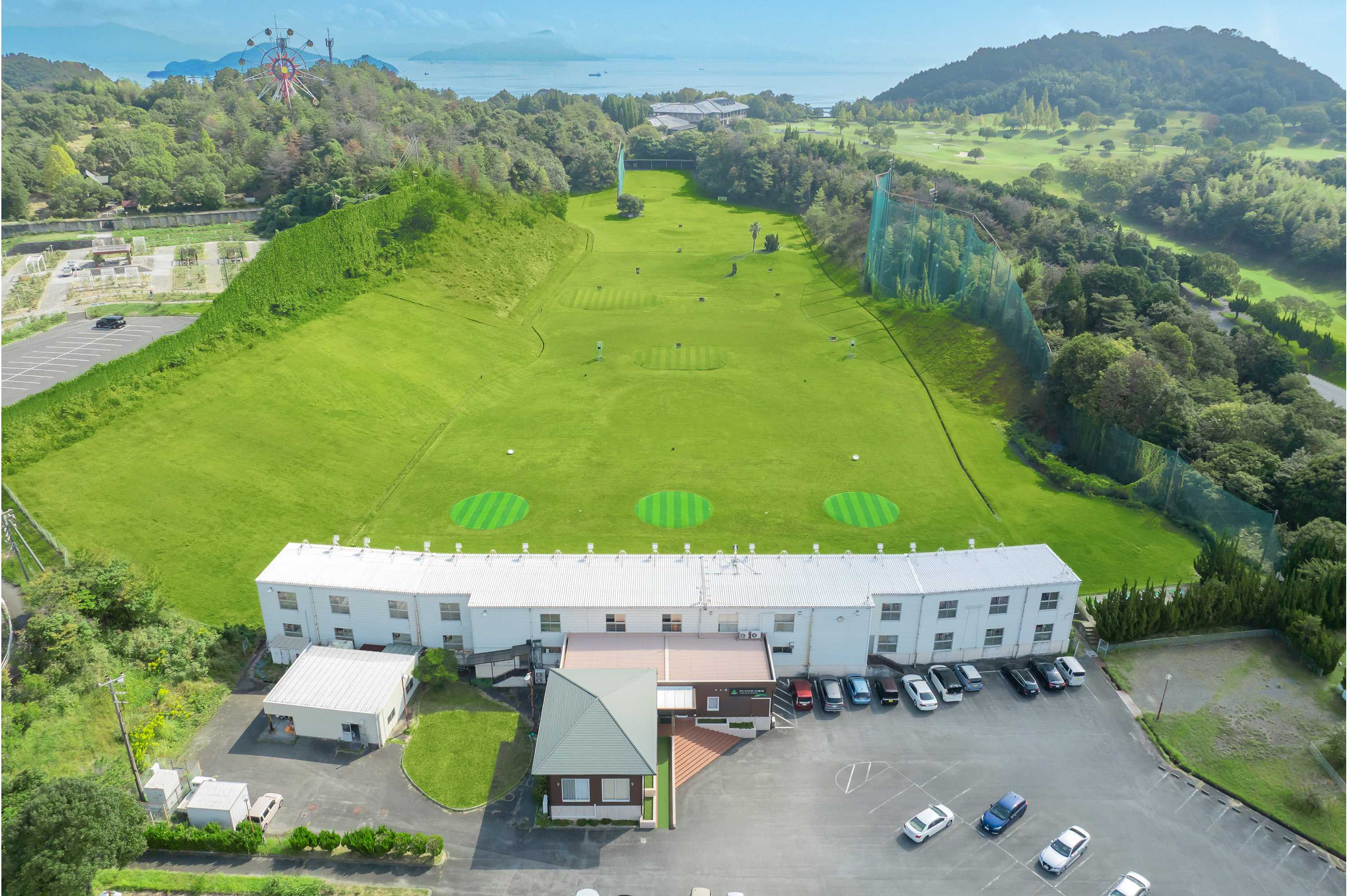 聴覚障がいのお客様をサポートする、リーフレット型ツール「COMMUNICATION BOARD」を全国の営業所に設置