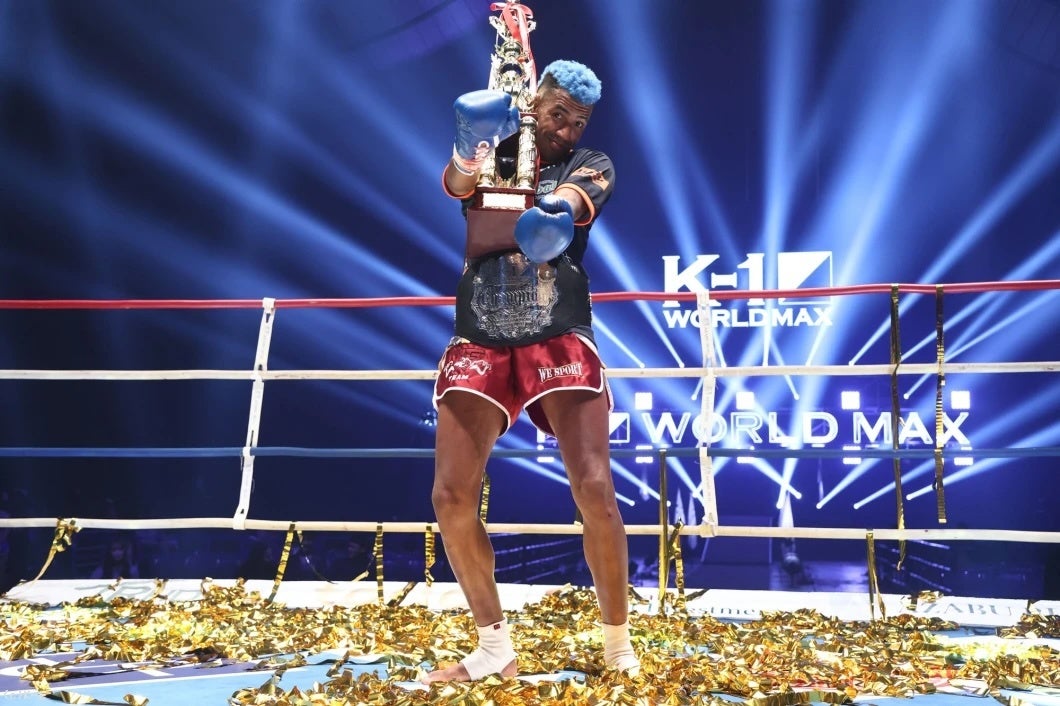 【K-1大会事後レポート】世界一が決定！ジョナス・サルシチャ(ブラジル)が1RKOで-70kg世界最強決定Tを制覇！”奇跡の9頭身”斎藤恭代さんがスペシャルラウンドガールとして初登場
