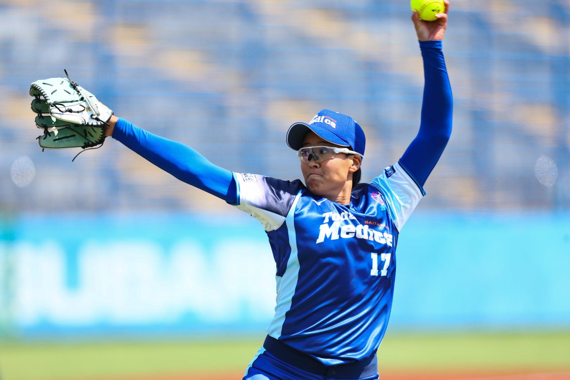 待望のゴルフカート用後付けシートヒーター『コタツ』誕生