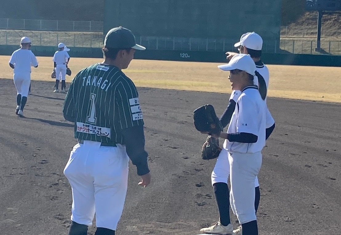 【香川オリーブガイナーズ】次世代の競技力向上と野球人口維持にコミット、高木・塩山両選手が三木中学校で実践型野球教室を開催