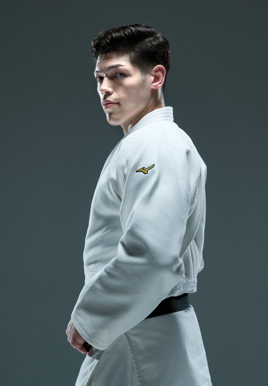 村尾三四郎選手とミズノブランドアンバサダー契約締結