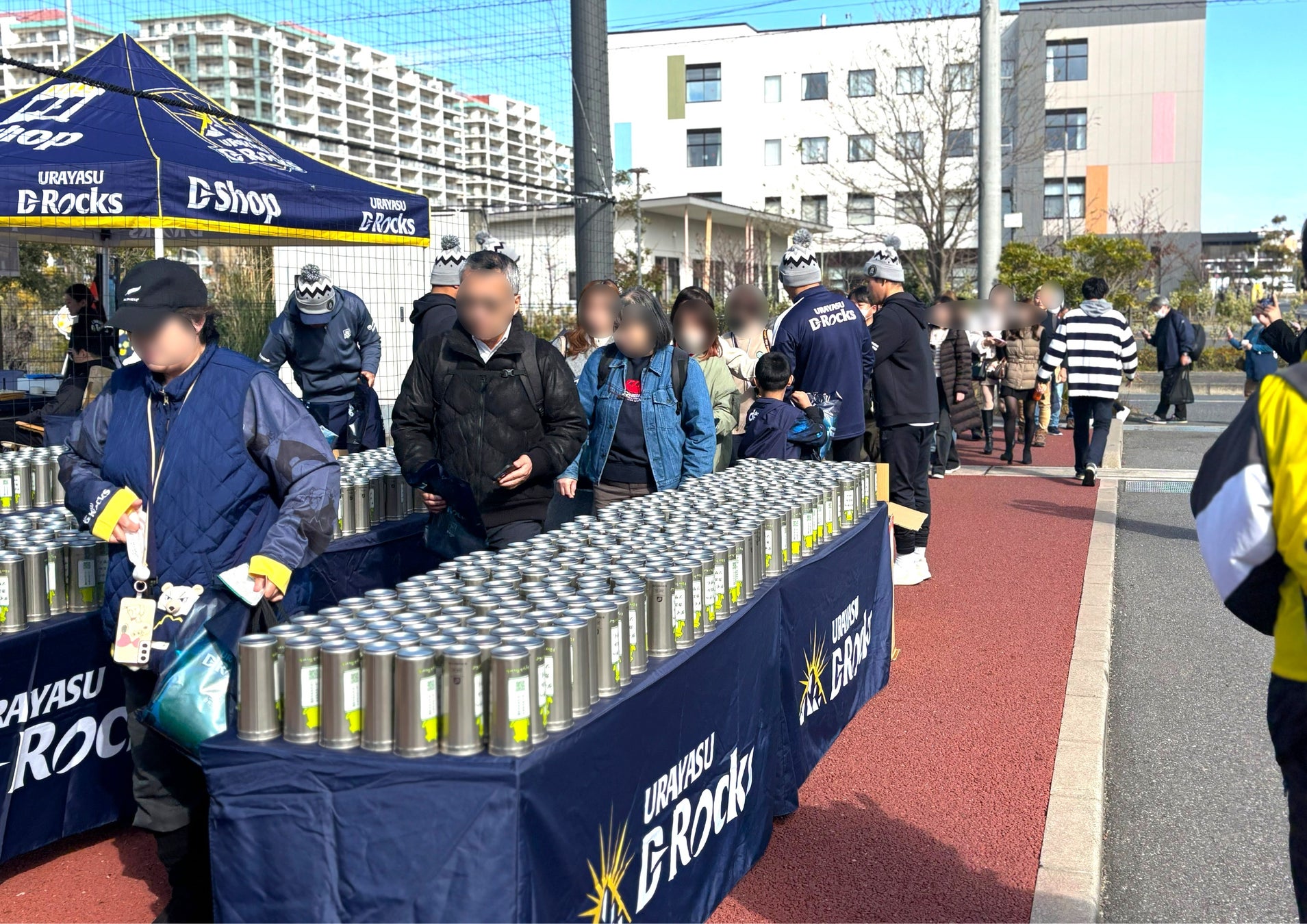 【浦安D-Rocksプレシーズンマッチ(11/29)イベントレポート】来場者に「1Day Steel Cup」1,000本を無料配布