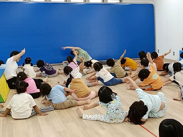 働く女性の味方。保育園ブランド「MIRATZ」から親子向けオンラインフィットネス『ミラヨガ』誕生