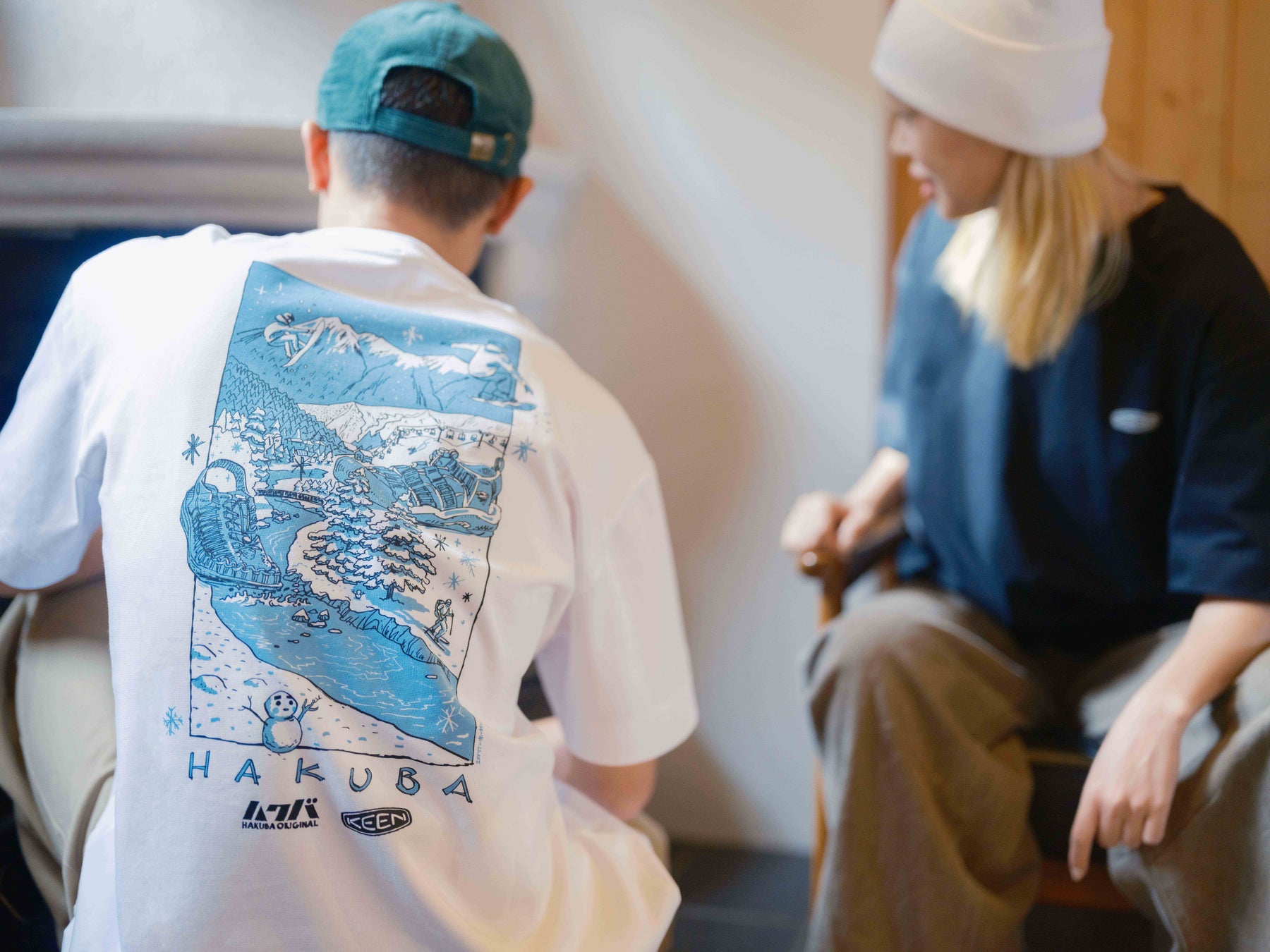 ＜初コラボレーション＞白馬村公式ブランド《HAKUBAORIGINAL》とアウトドア・フットウェアブランド＜KEEN（キーン）＞コラボレーションTシャツを2025年12月19日（金）発売