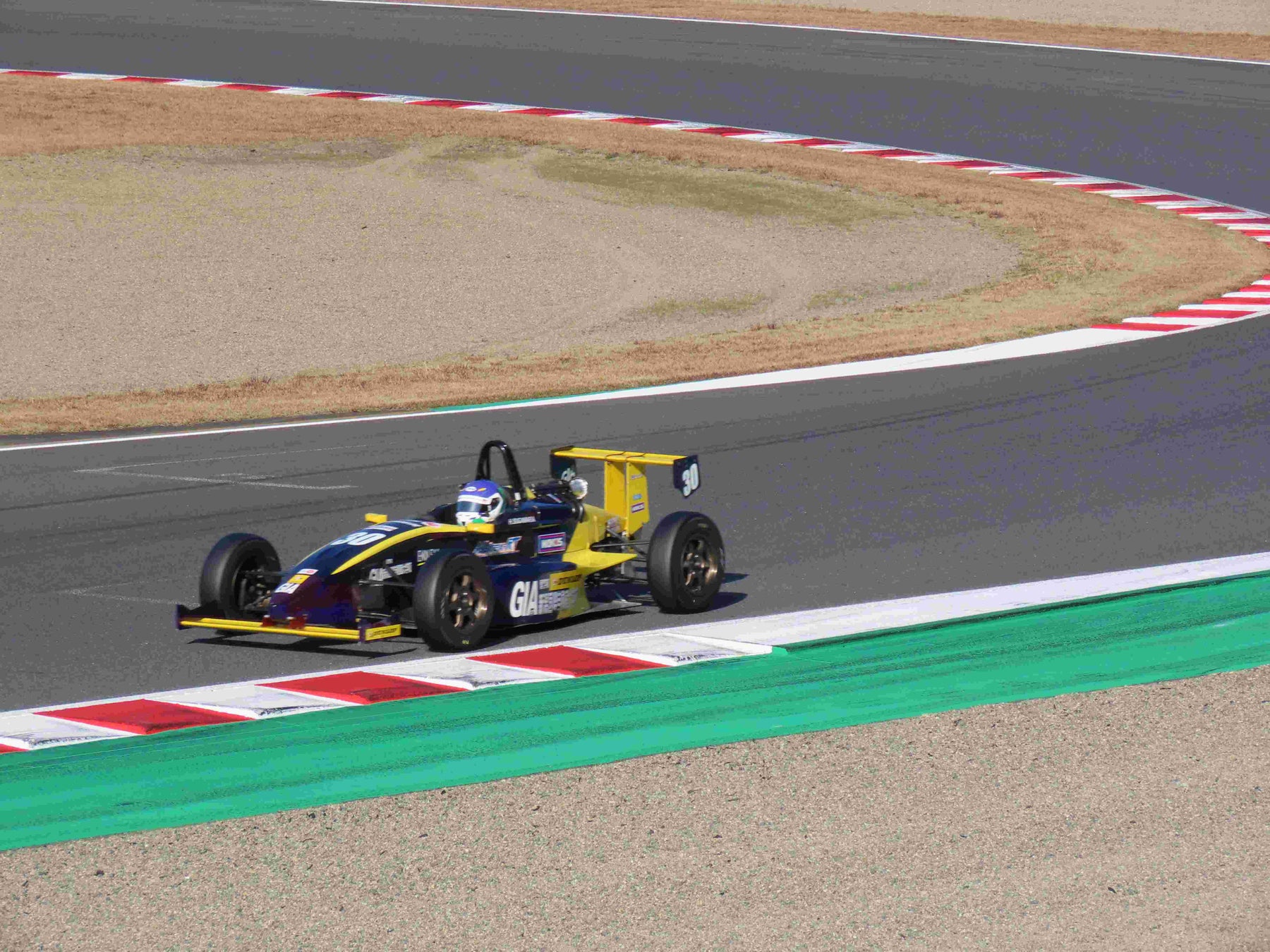 【専門学校 新潟国際自動車大学校】2025もてぎチャンピオンカップ第5戦開催！本学の学生チームが出場しました！