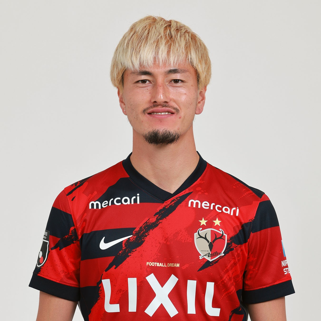 鈴木 優磨選手、植田 直通選手「JPFAアワード2025」JPFA ベストイレブン受賞！