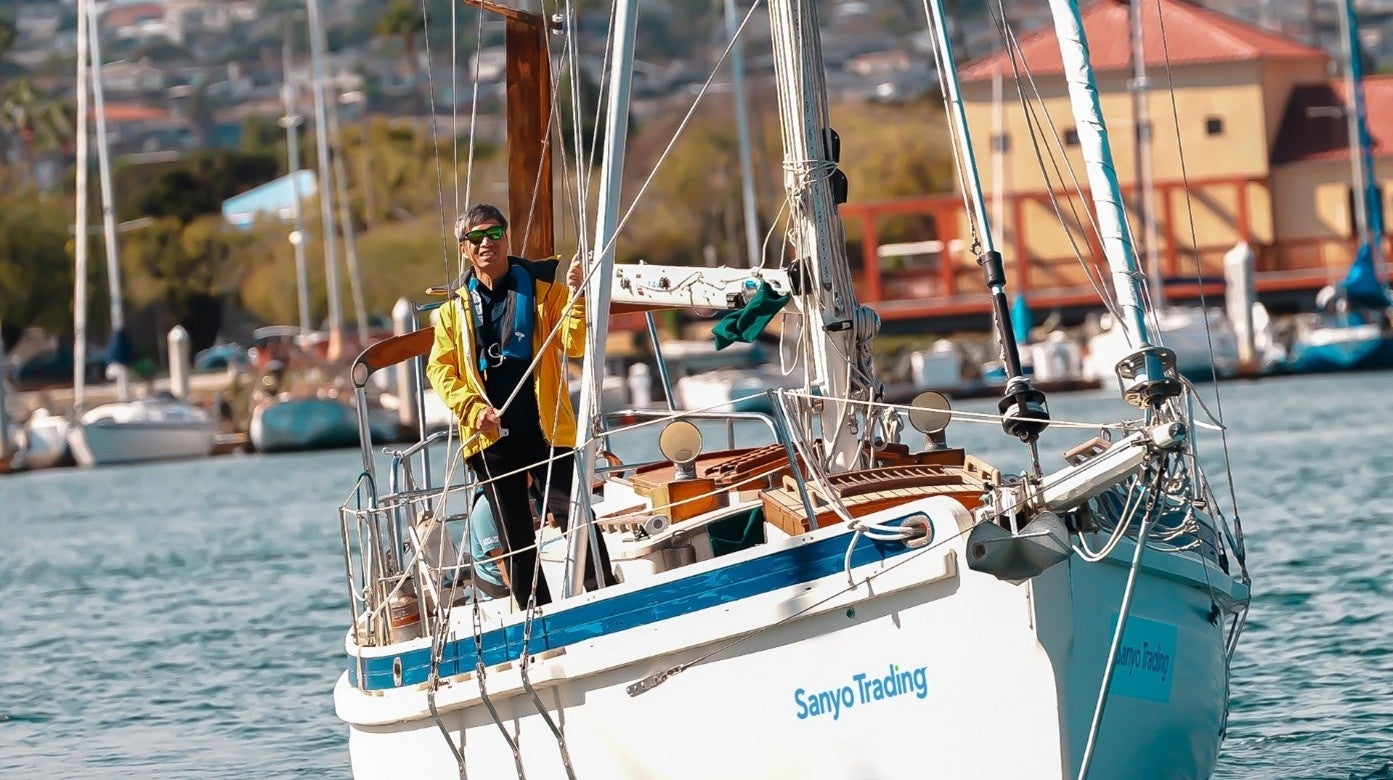 三洋貿易、全盲アスリート岩本光弘氏とスポンサー契約を締結