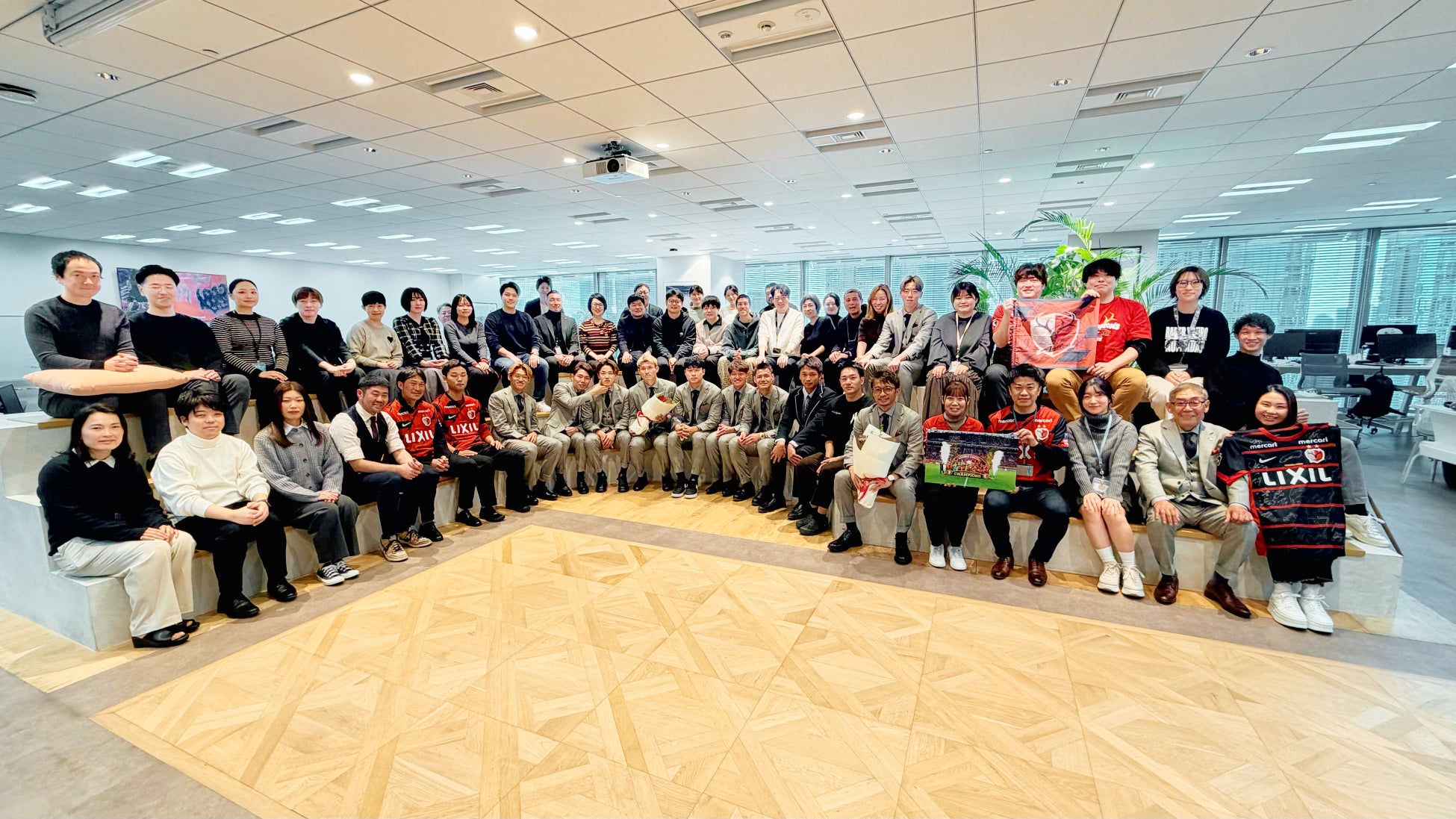 ＜オーラルケアプロジェクト＞鹿島アントラーズの選手10名がSCOグループに来社