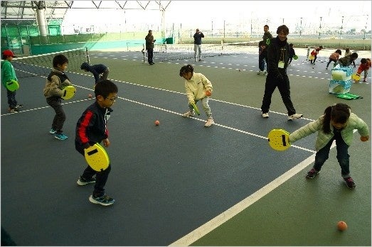 新感覚！テニス型ゲーム「テニピン」体験会をイオンモールむさし村山で開催