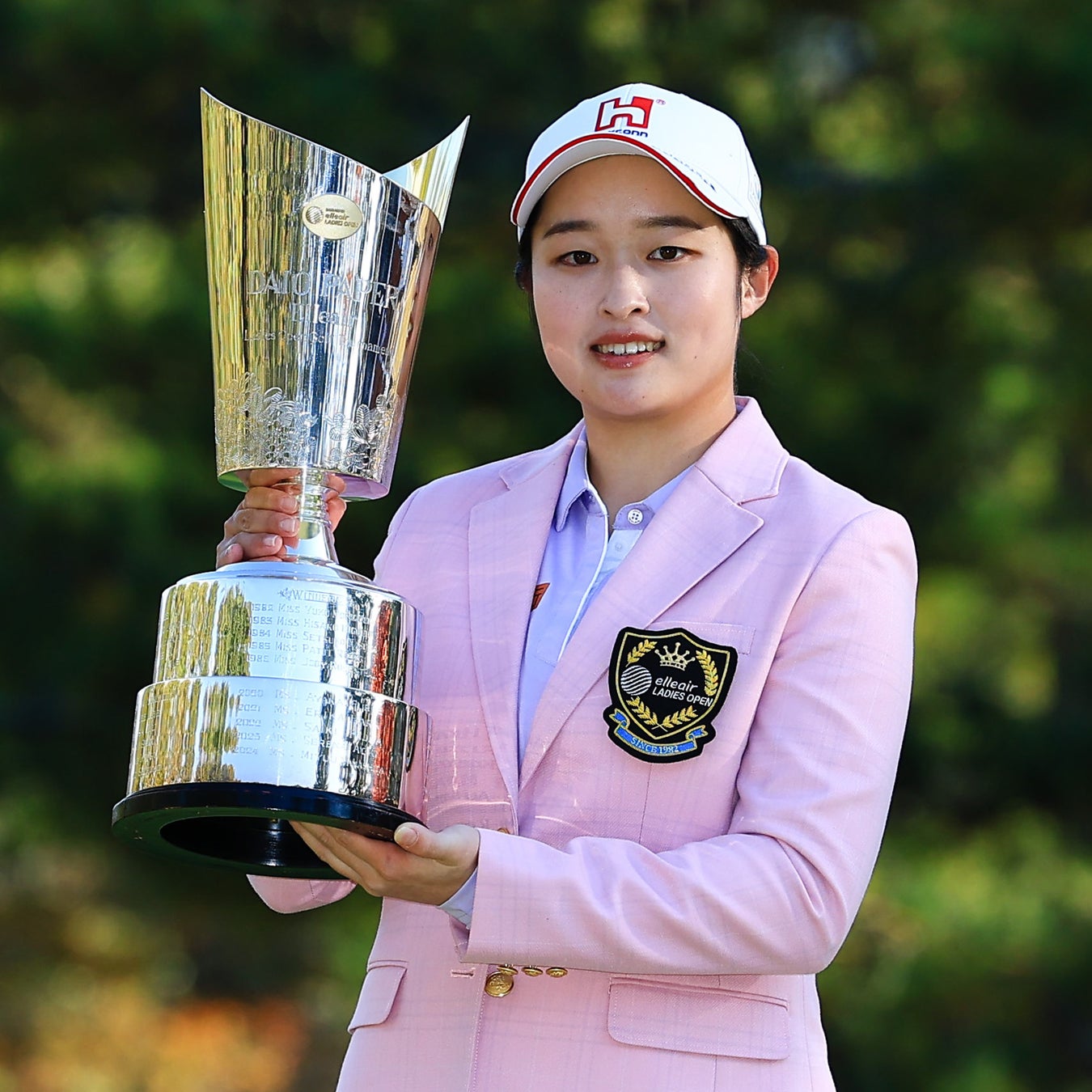 第44回大王製紙エリエールレディスオープン　トータルバーディ数877個分のエリエール商品を愛媛県下の児童福祉施設に寄贈