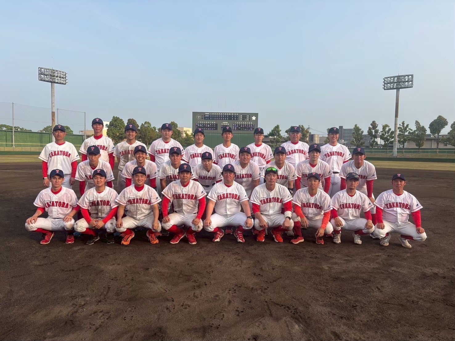 株式会社日硝ハイウエーが社会人野球クラブチーム「三重高虎ベースボールクラブ」を継承