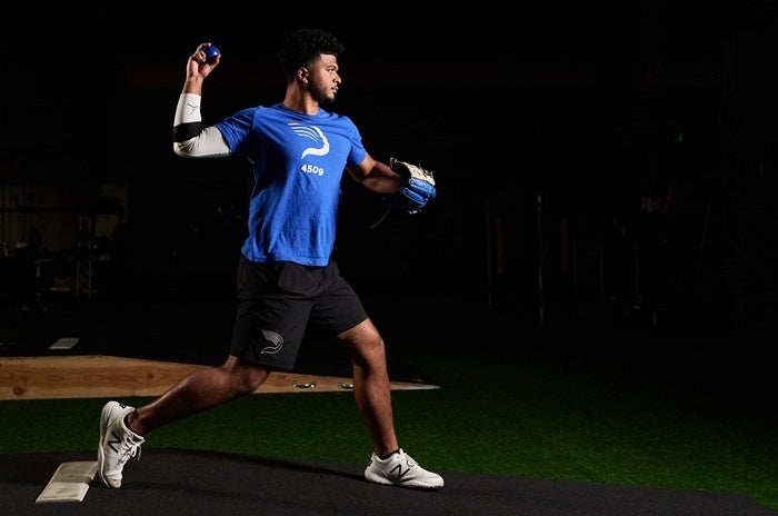 スポーツクラブ発の“新しい野球スクール”が日本初始動！プライオボール®の正しい使い方を学べる本格スクールがルネサンスでスタート