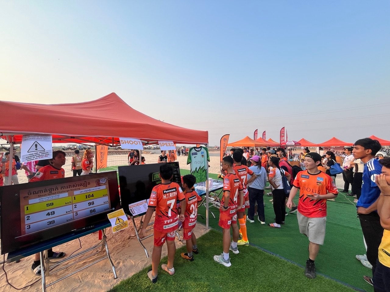 【アンコールタイガーFC】2月のホームゲームで「シュートスピード体験ブース」を開催！合計460名以上のファンが挑戦し、試合前のスタジアムが熱狂に包まれる