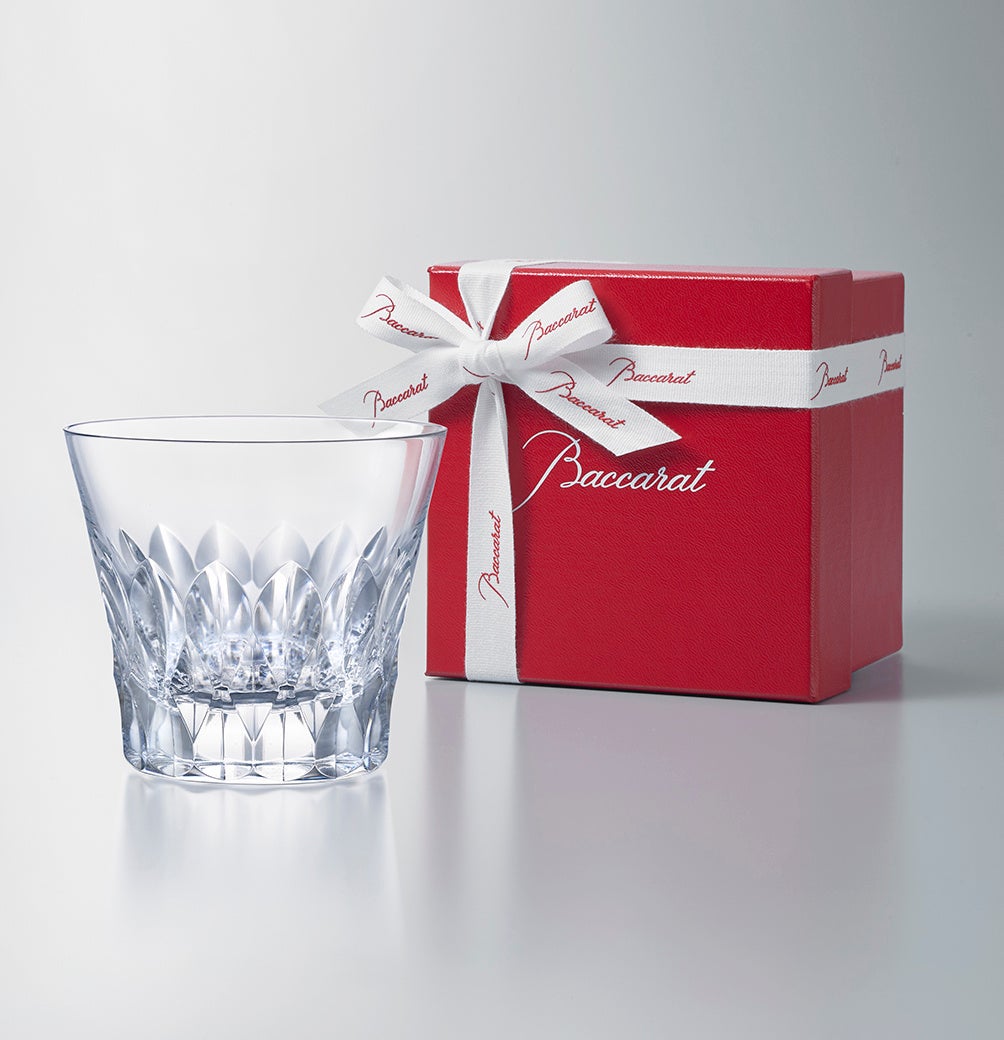 バカラ「名古屋ウィメンズマラソン 2026」にトロフィー・メダル・タンブラーを提供