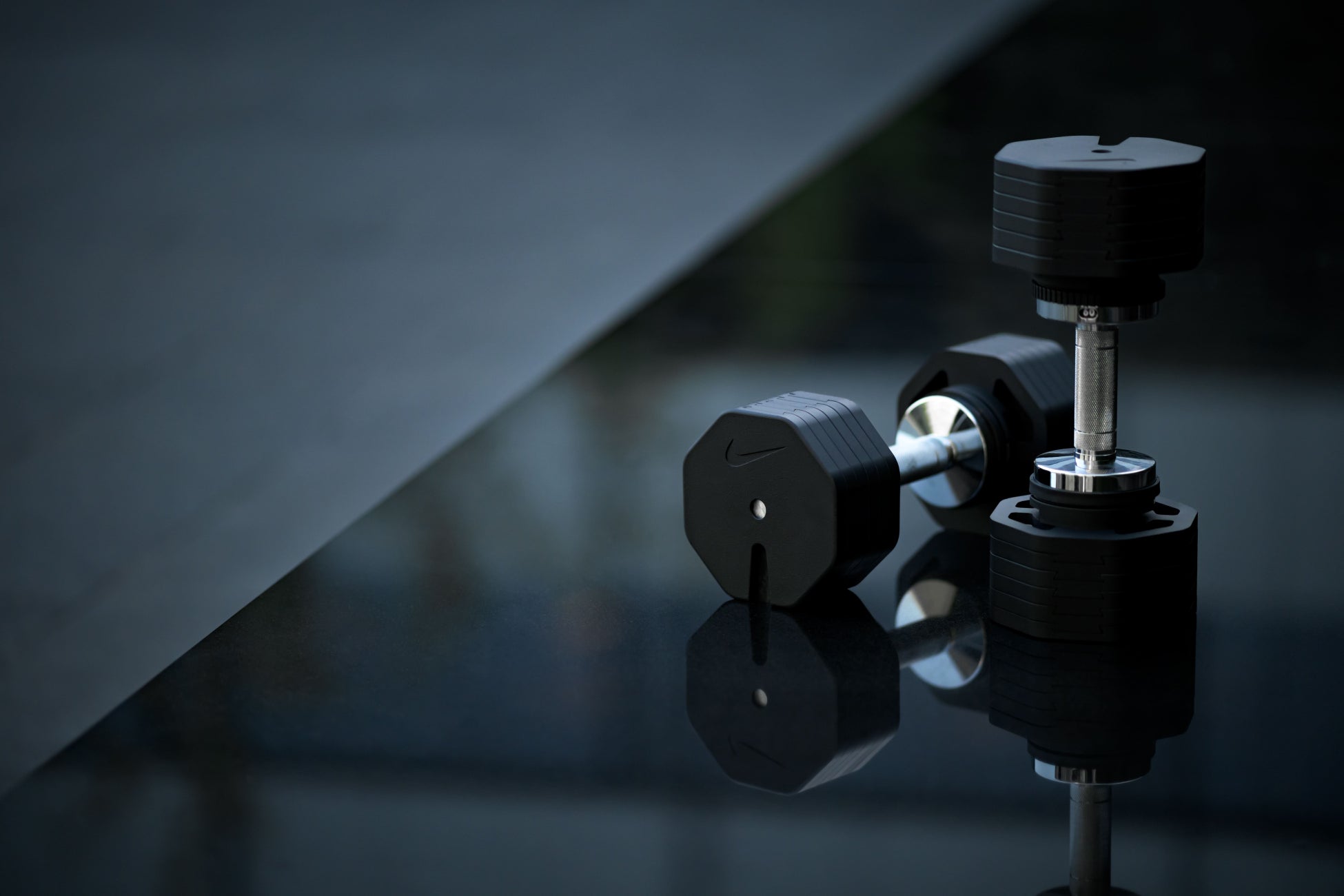 Nike Strengthより新アイテムNike Adjustable Dumbbells登場