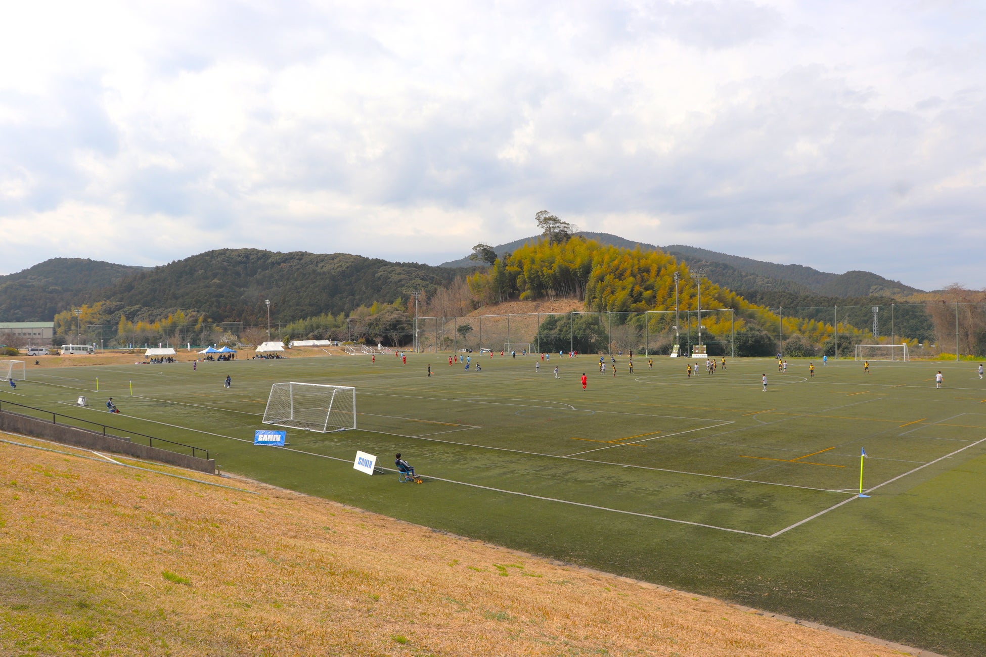 堺整骨院グループが「サニックス杯U-17女子サッカー大会2026」に、救護トレーナーとして参加しました！