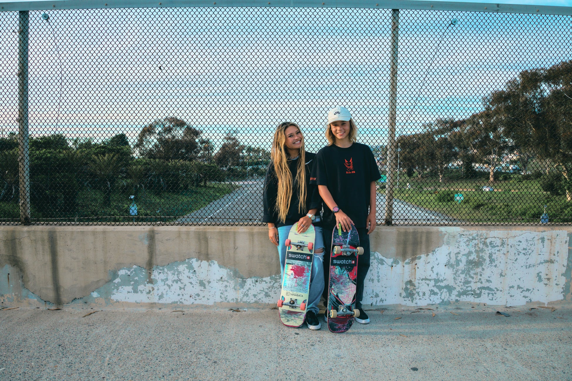 ゴールドジムとEXFIGHTがタッグを組み、コラボレーショングッズの展開を実現!