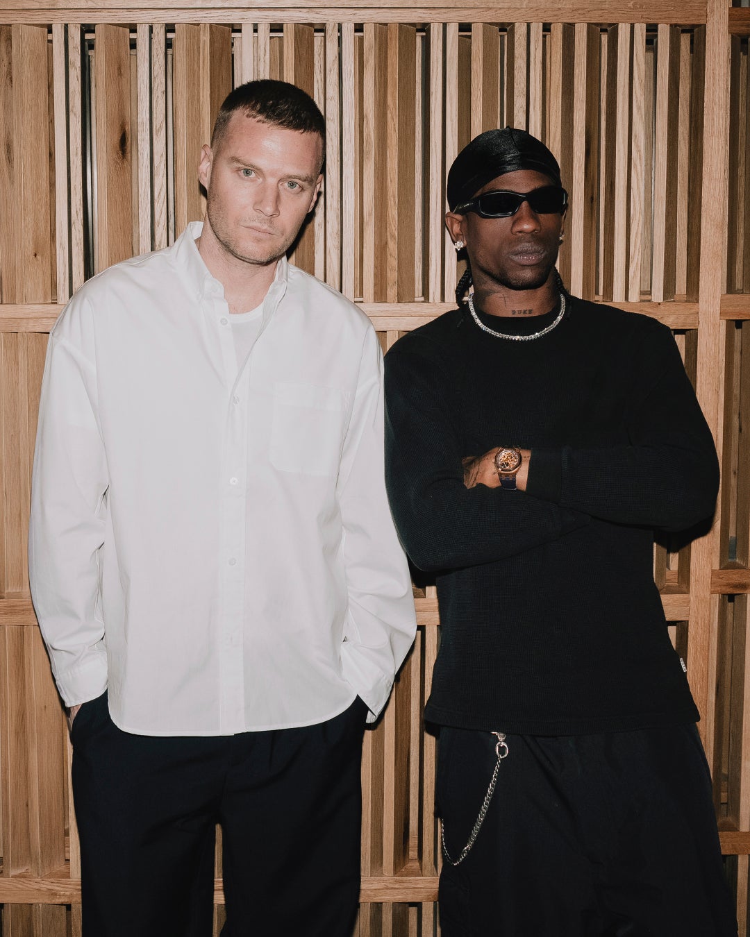 マシュー・M・ウィリアムズがオークリーのAFA部門のクリエイティブ・ディレクターに就任。トラヴィス・スコットはブランドのチーフ・ビジョナリー・オフィサー としての活動を継続。