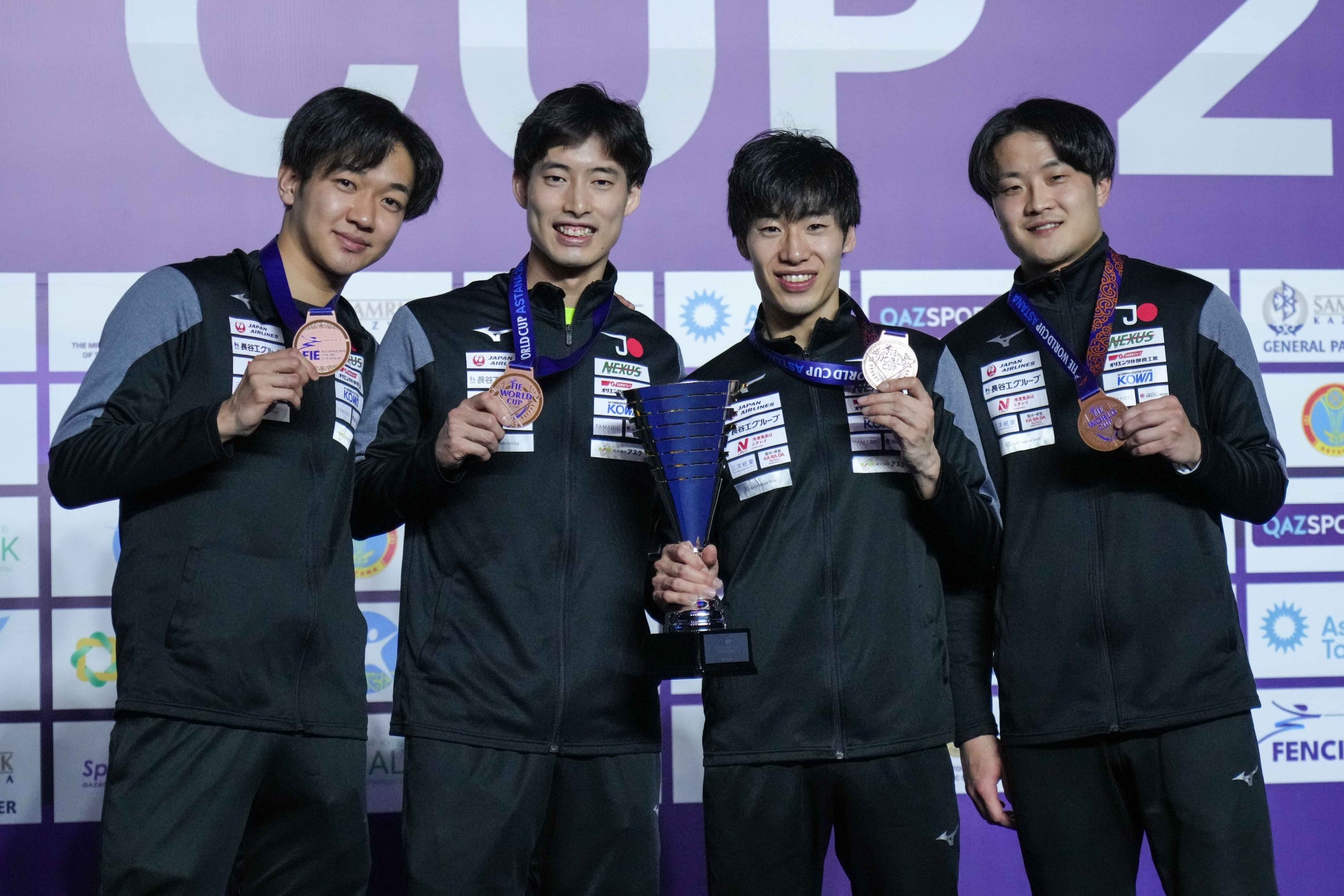 フェンシング男子エペ日本代表、ワールドカップ団体戦で銅メダル獲得！