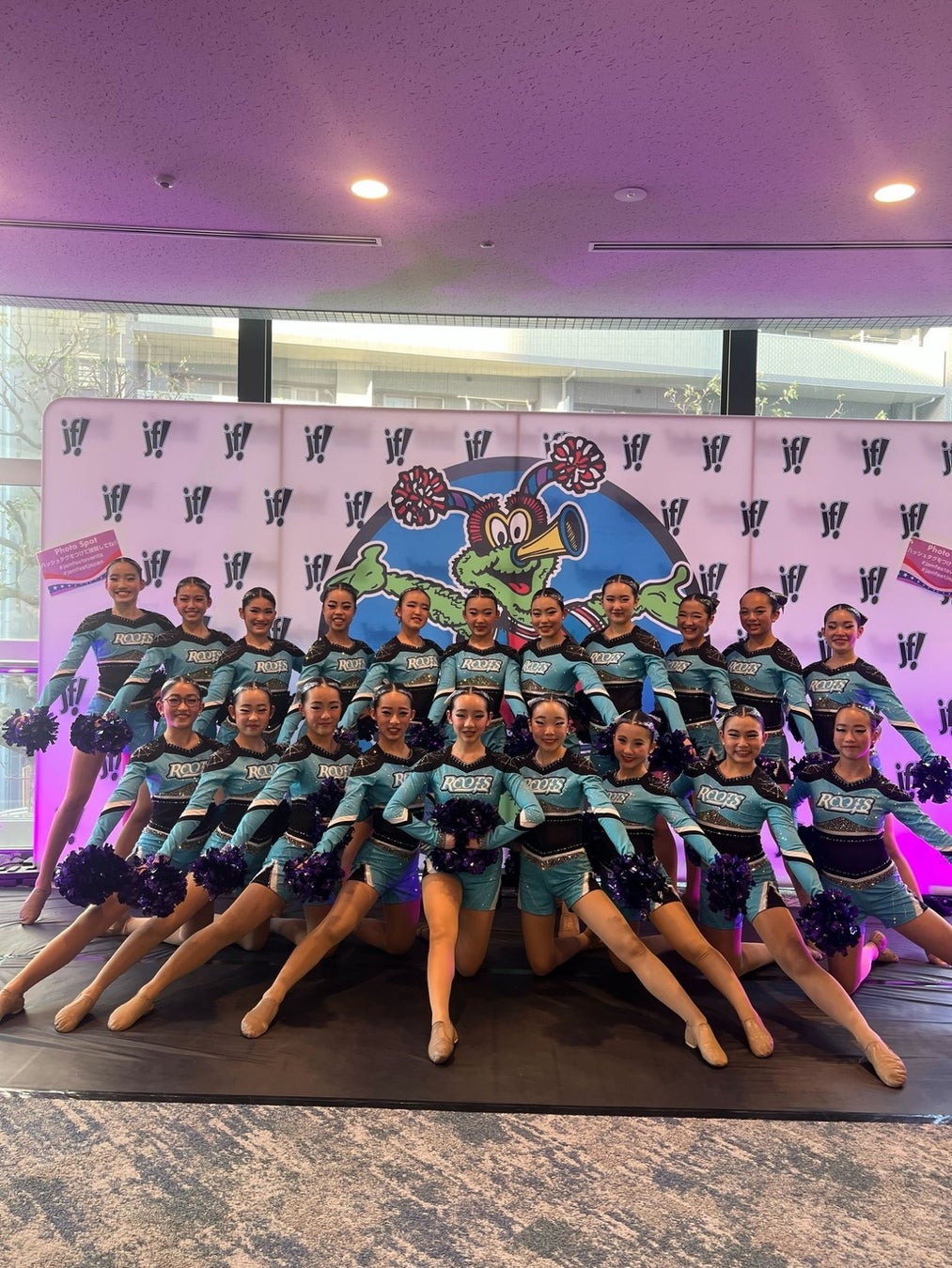 国内外で200拠点超、チアダンススクールを展開するGravisの所属チーム「ROOTS」が全米大会出場権を獲得