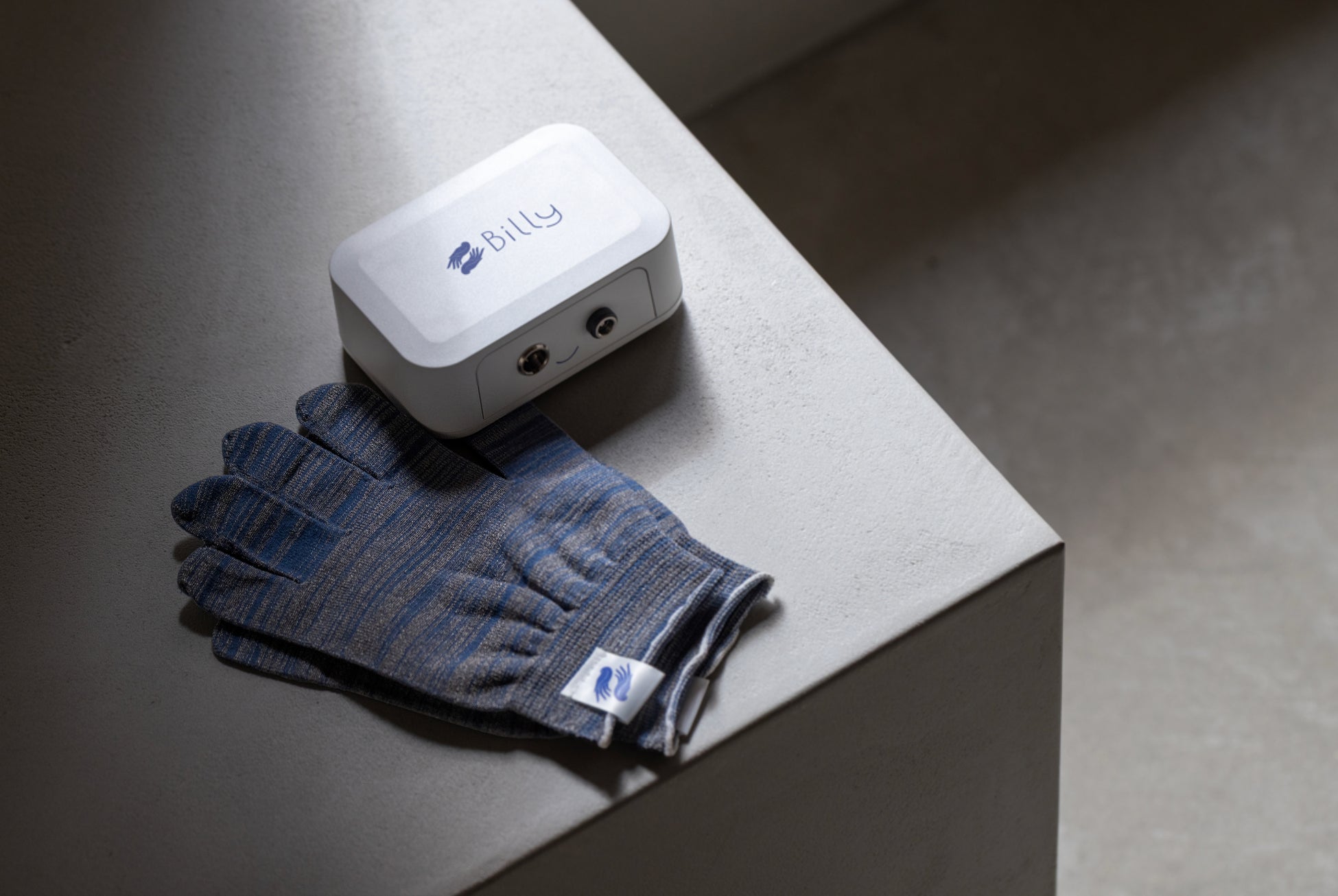 176gの衝撃。アスリートの可動域を指先で変える、超小型コンディショニングデバイス『Billy’s care』始動。