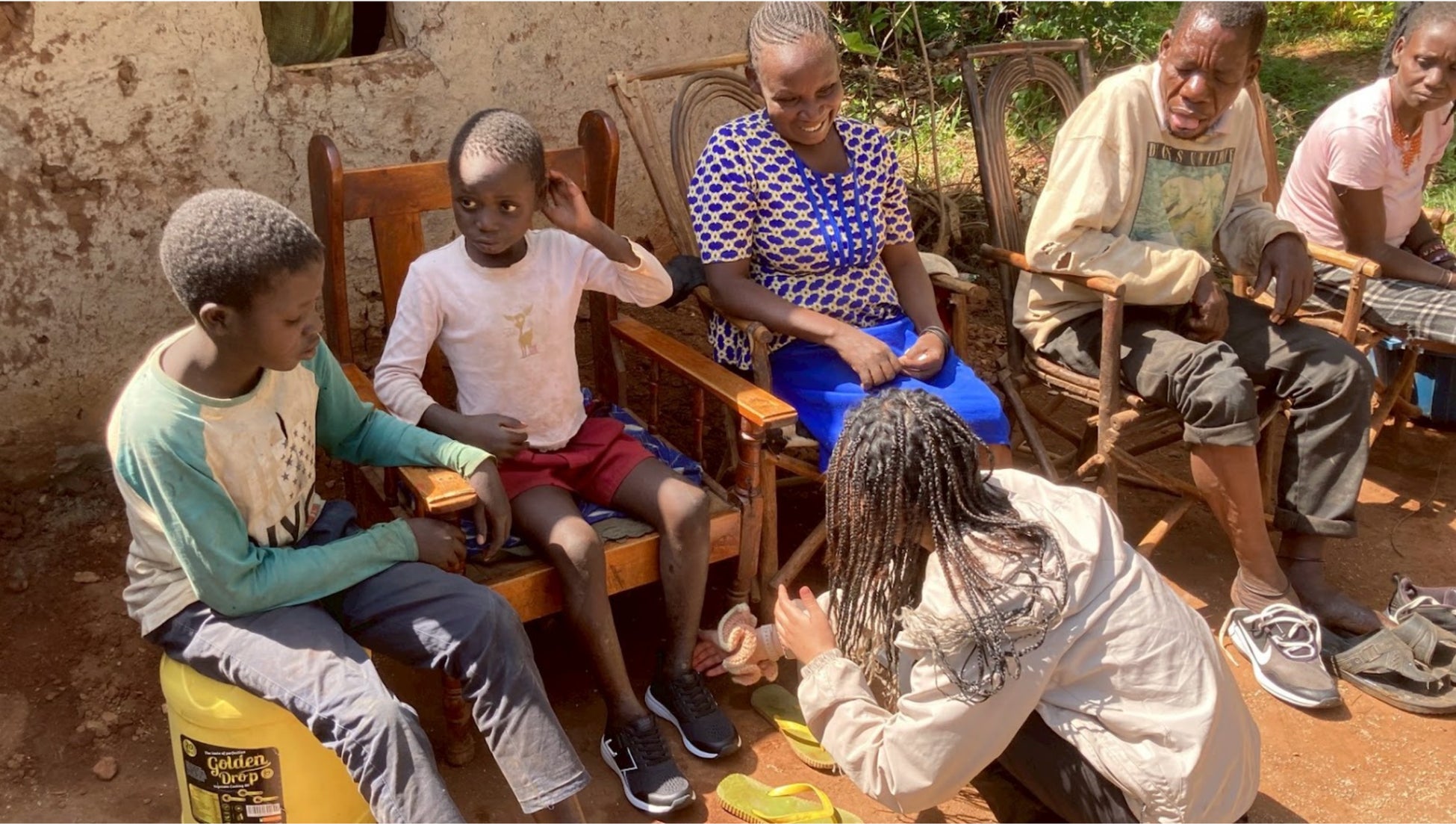 またサッカーができるように。ケニアの人々の足をスナノミ症から守る「第2回 SAFE FEET PROJECT」を2026年4月末に実施予定。