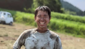 為末大氏も参戦！トップアスリート×東経大生が「にんにく収穫」〜スポーツの力で農業の人材不足を救うプロジェクト〜