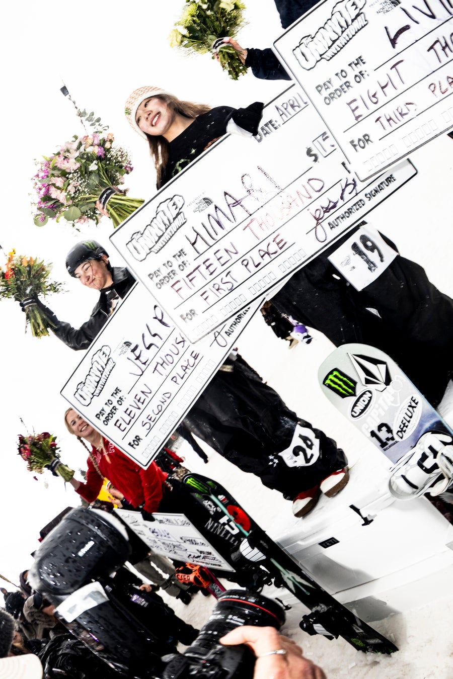 世界最高峰のストリートコンテスト「The Uninvited Invitational」で日本人初の快挙！CAPiTAライダー高森日葵が優勝。