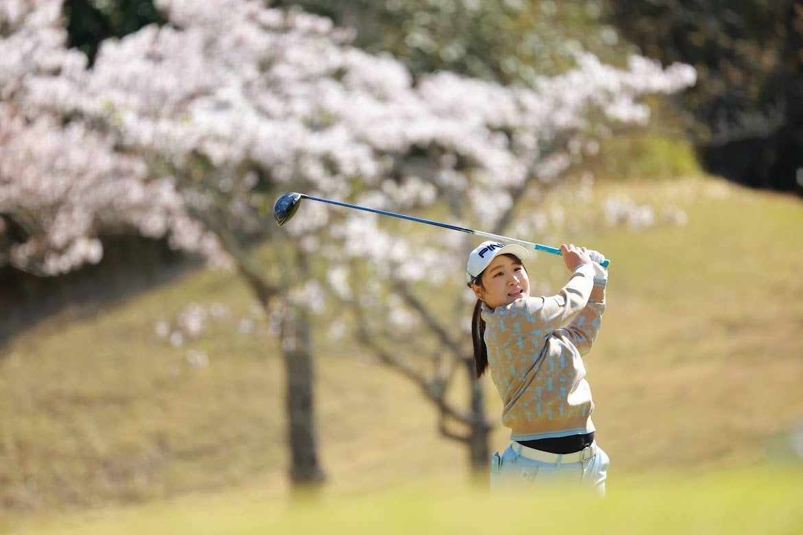 【株式会社HESTA大倉】スポーツ振興の一環として女子ゴルファー渡邊詩織選手と所属契約を締結