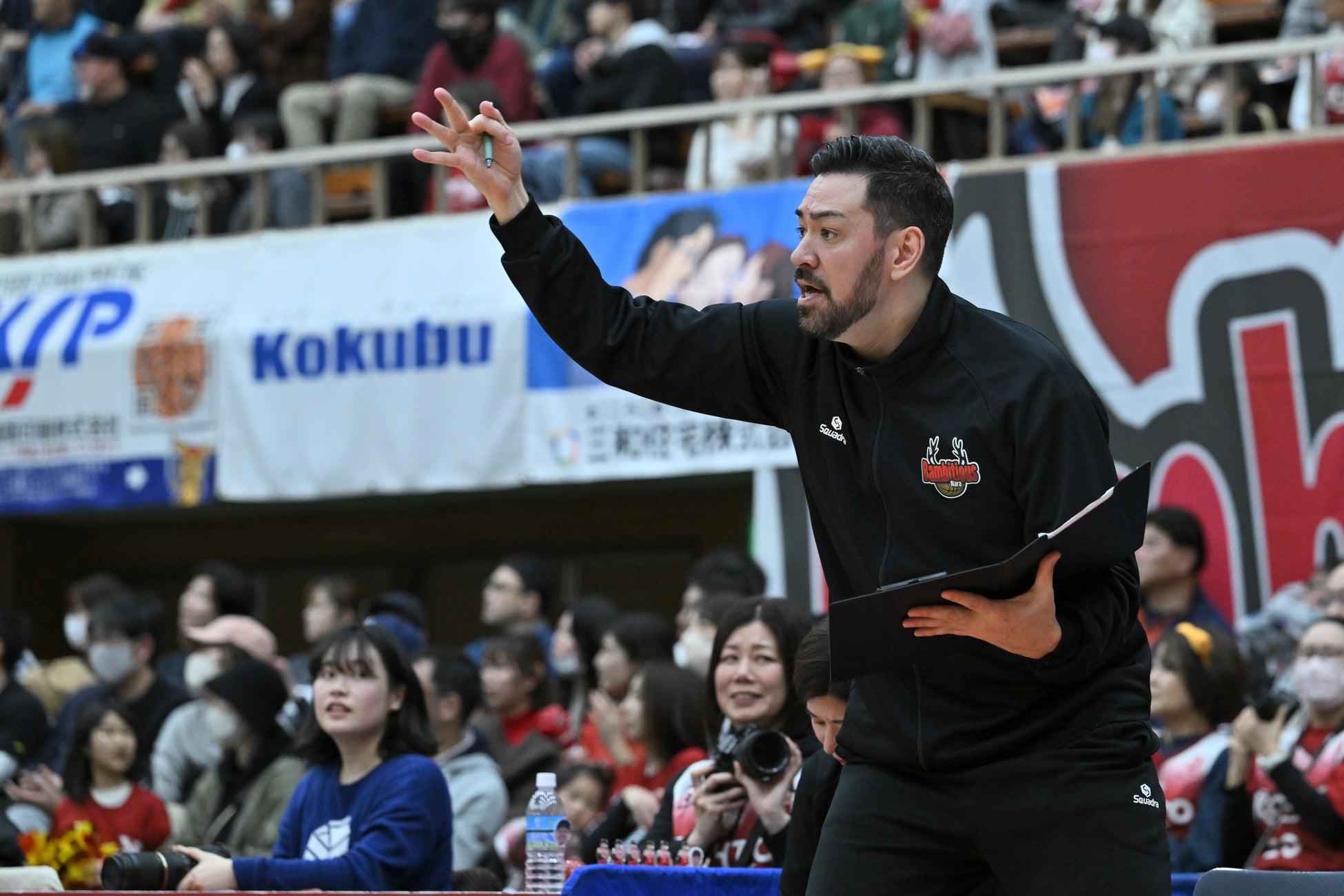 【バンビシャス奈良】比留木謙司アソシエイトヘッドコーチ 契約満了のお知らせ