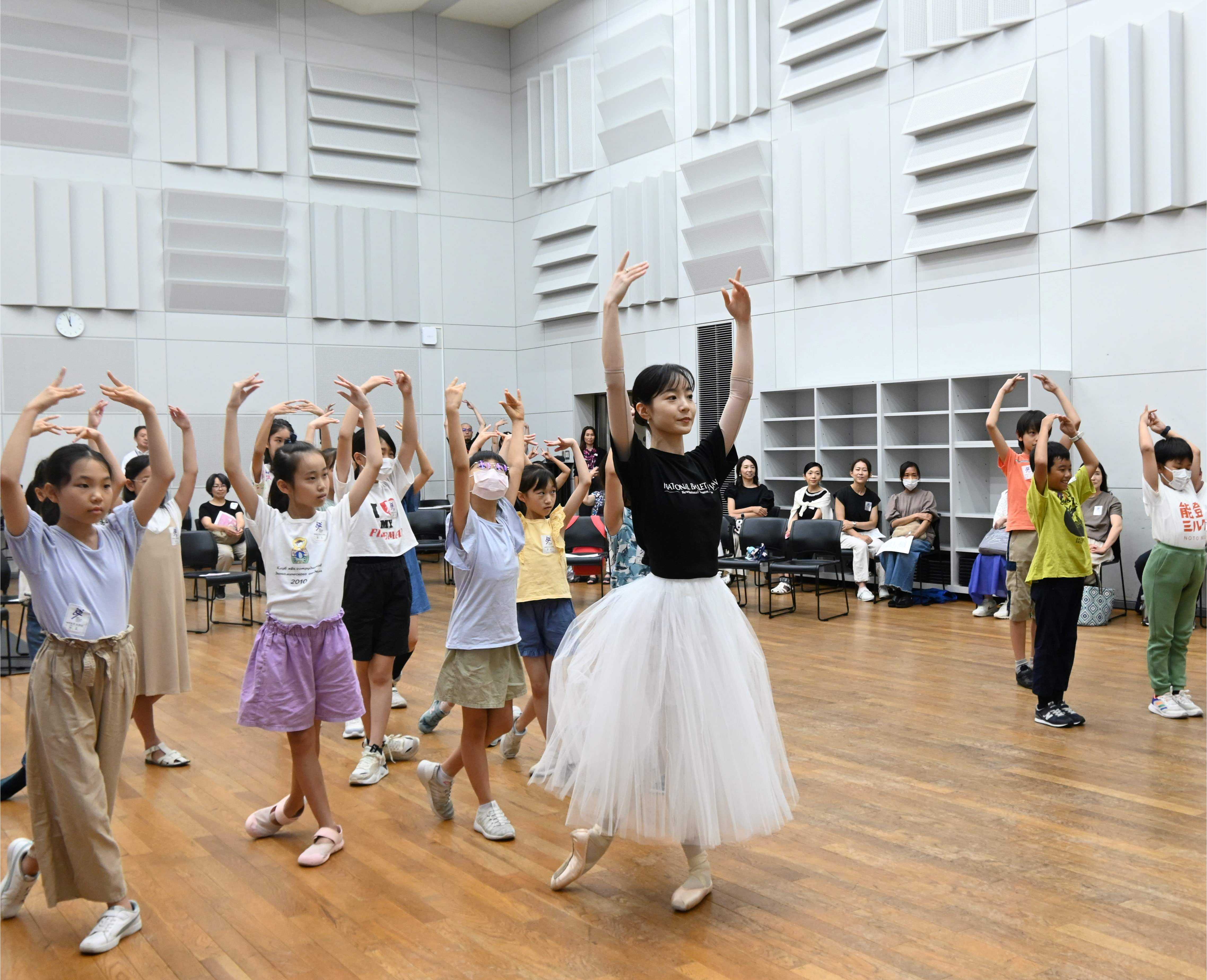 「子ども向けイベント～新国立劇場でバレエを知ろう！～」を７月１１日（土）に実施します！