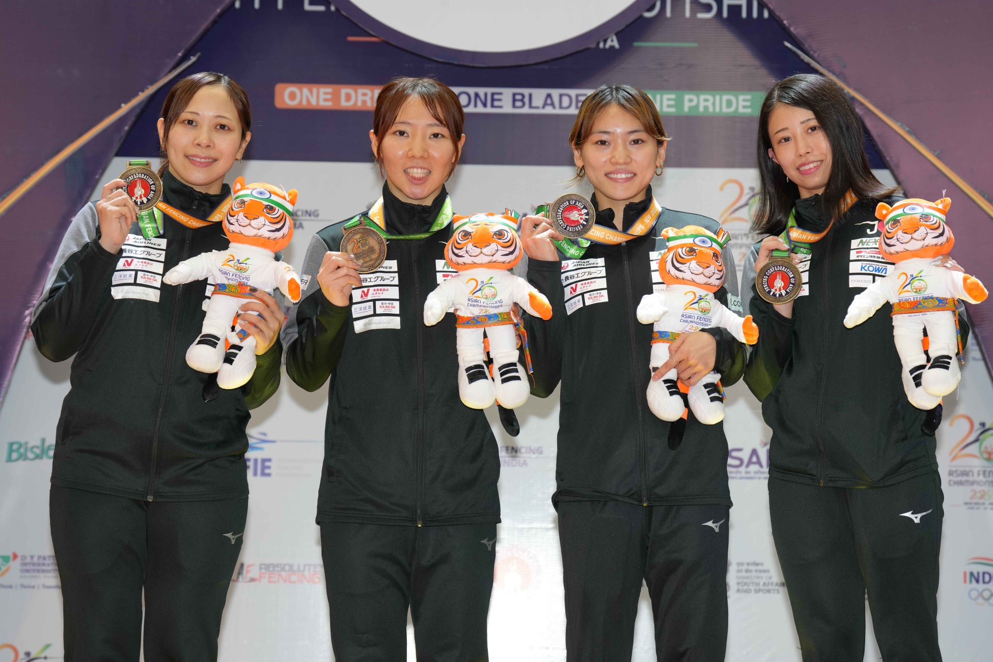 女子3人制バスケ「新宿givers」がフィリピン・セブの初開催大会「Cebu Hustle 3X3」で初代王者に、決勝は強豪相手に21-8