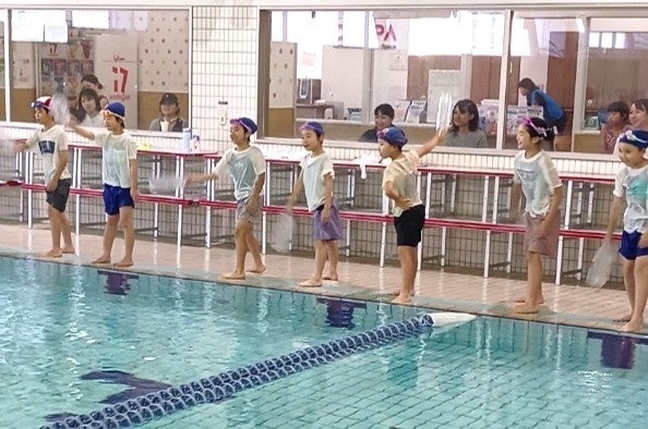 【SBI損保】「夏休み特別スケート教室」に協賛、滑走チケット1,000枚プレゼント