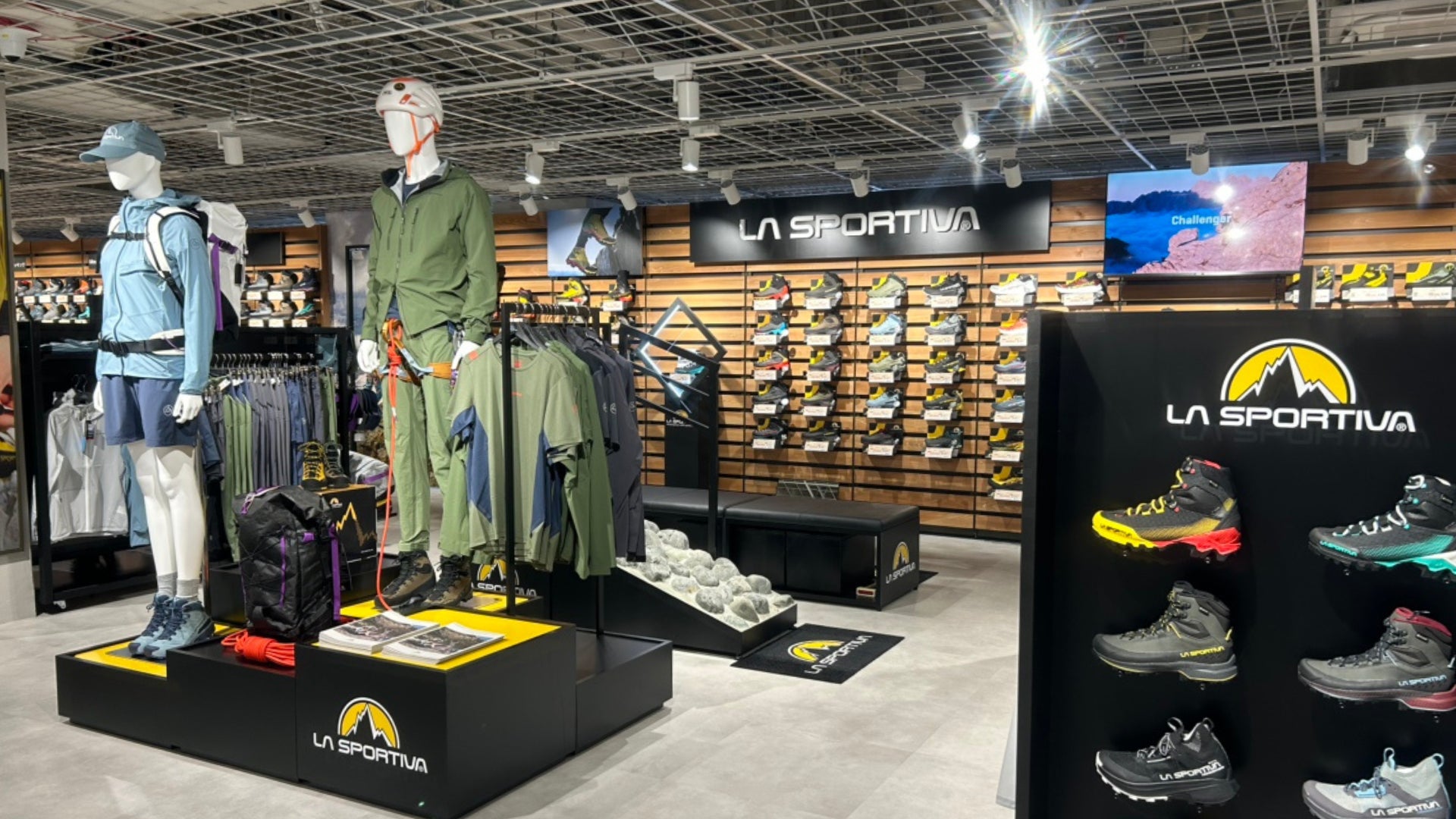 LA SPORTIVA、国内初となるショップインショップを石井スポーツ ヨドバシ池袋店にオープン