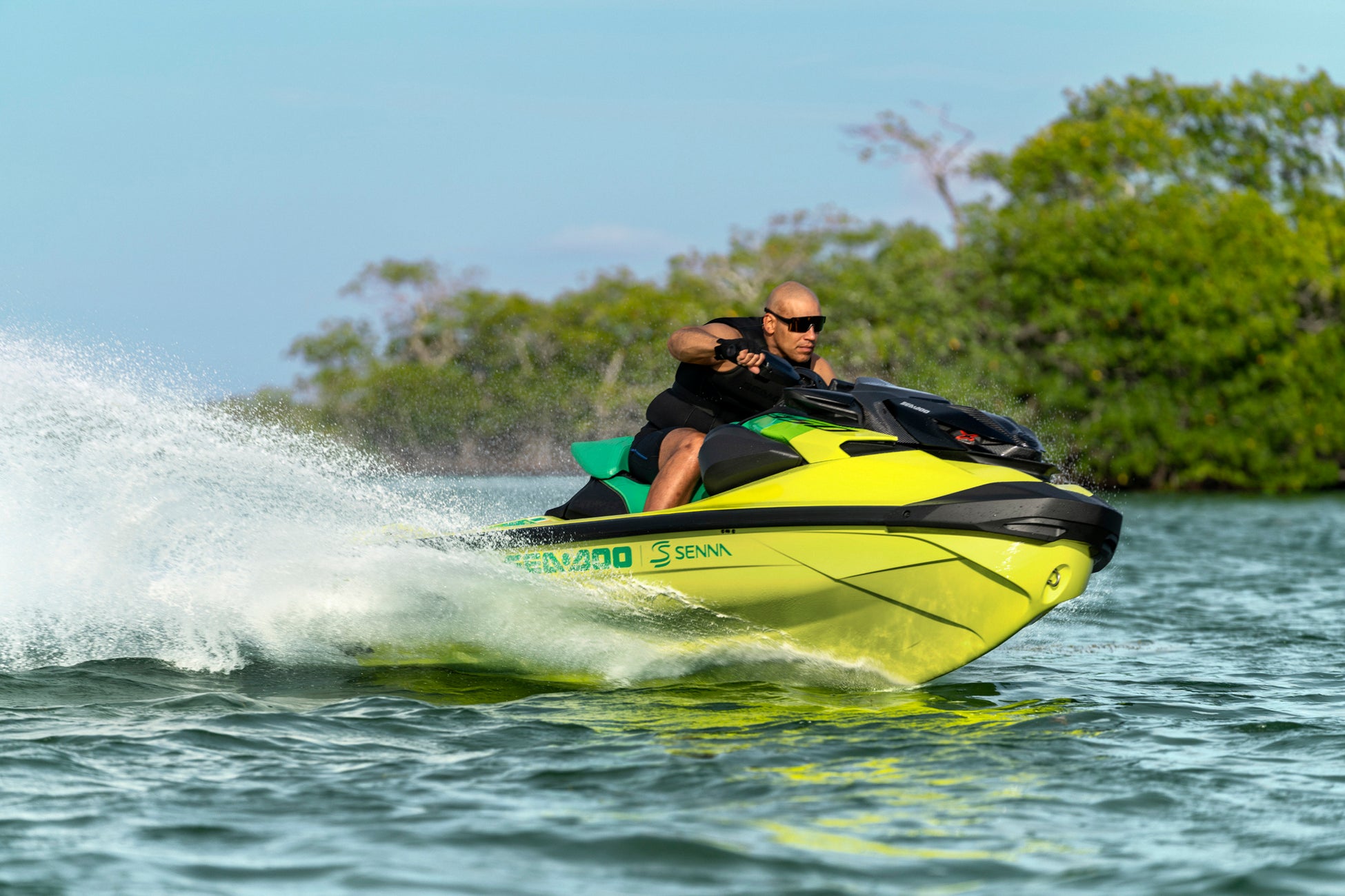 Sea-Doo、Sennaブランドとパートナーシップを締結　　　　　　　アイルトン・セナの不朽のレガシーを称える限定モデルを発表